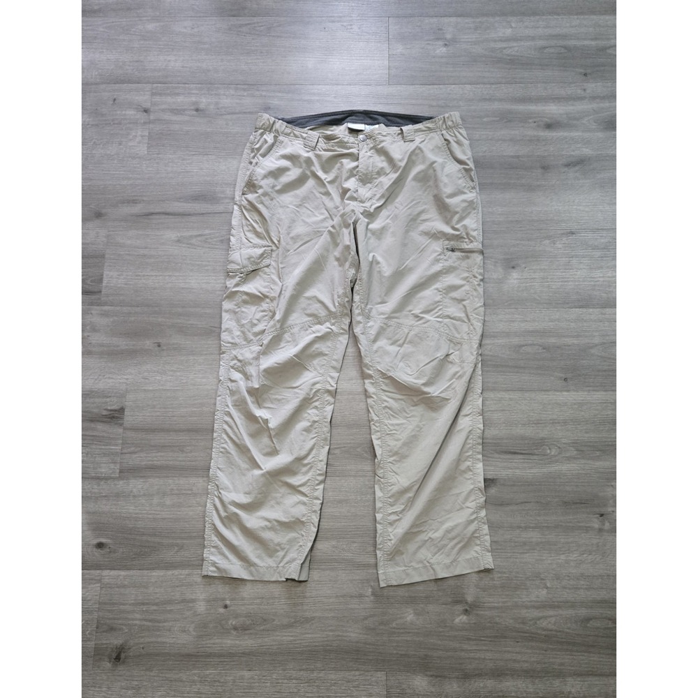 Columbia Omni-Shade Cargo Pants Mens 40x32 Beige Nylon Lightweight Travel Hiking